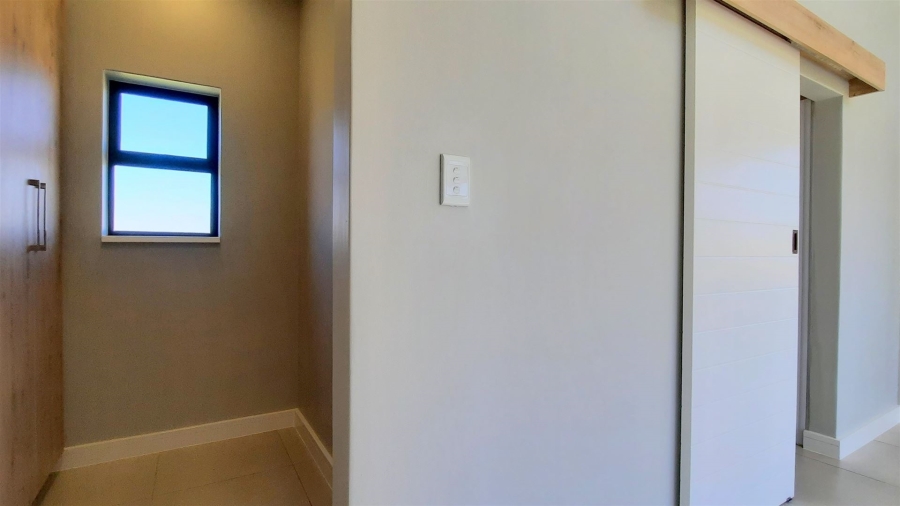 2 Bedroom Property for Sale in Hartland Lifestyle Estate Western Cape